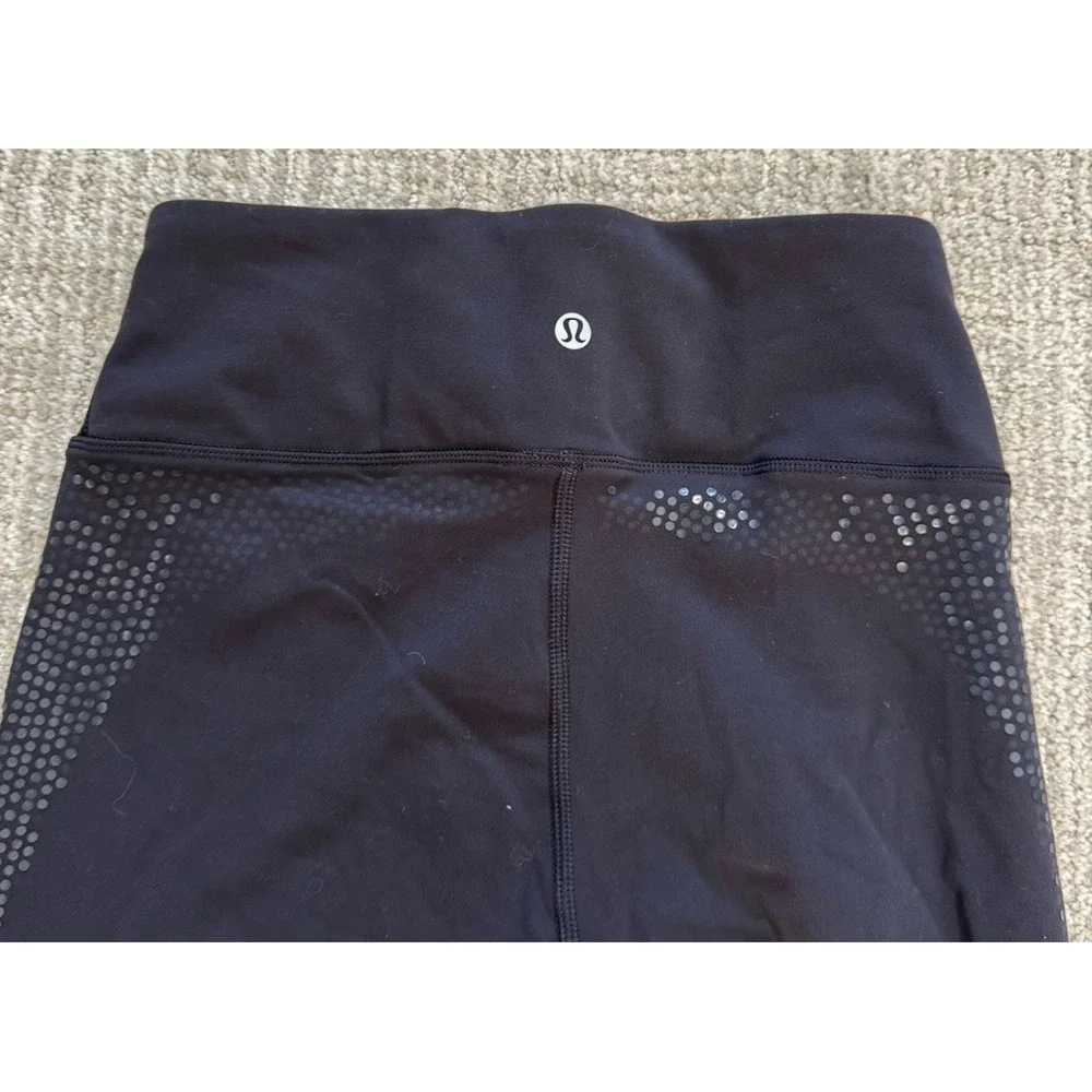 Lululemon leggings 6 black Thigh Pattern align high rise workout athletic preppy
